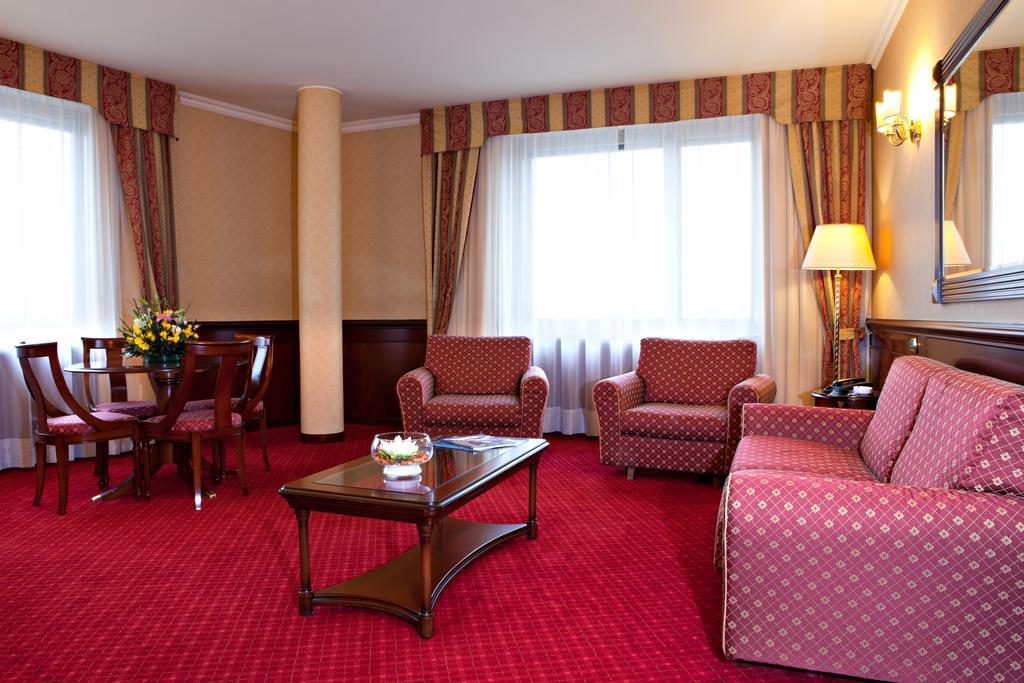 Atahotel Executive Milano Rum bild