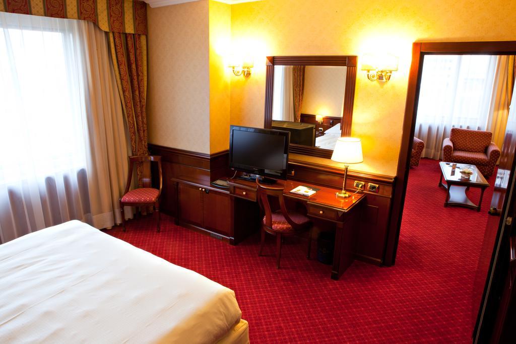 Atahotel Executive Milano Rum bild