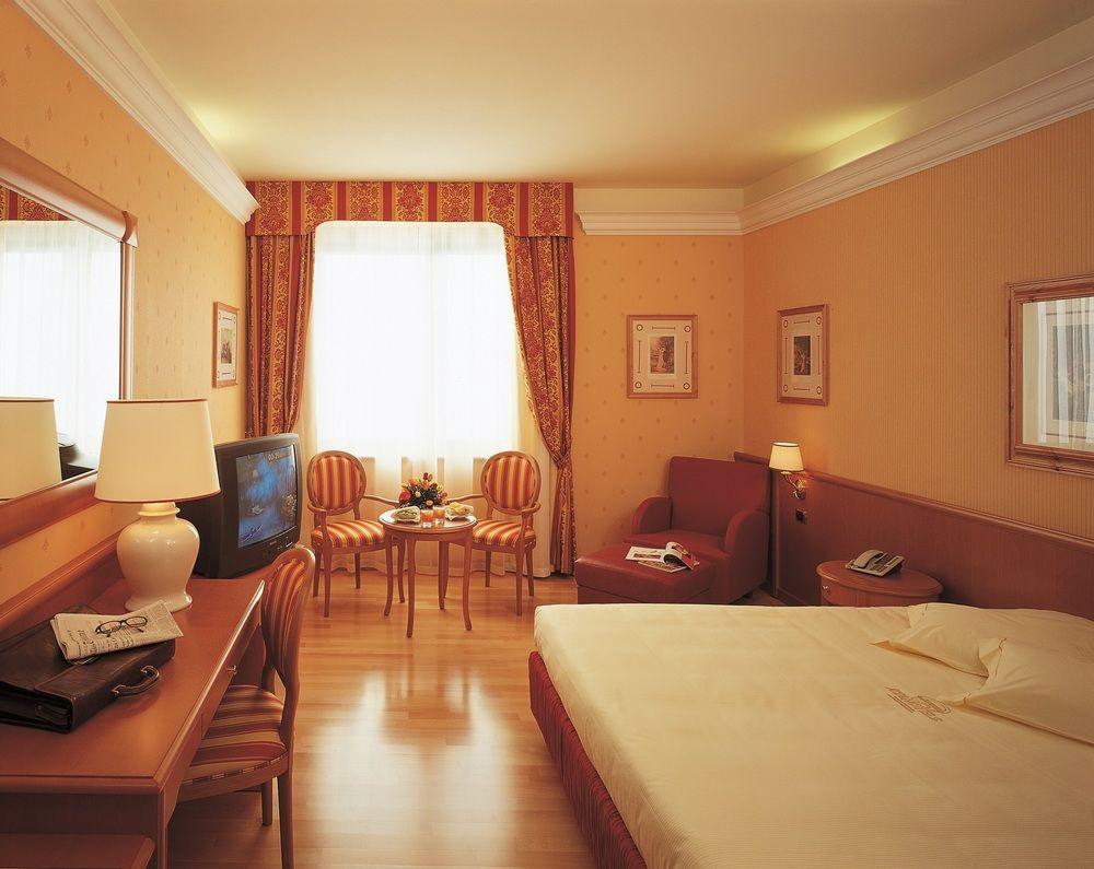 Atahotel Executive Milano Rum bild